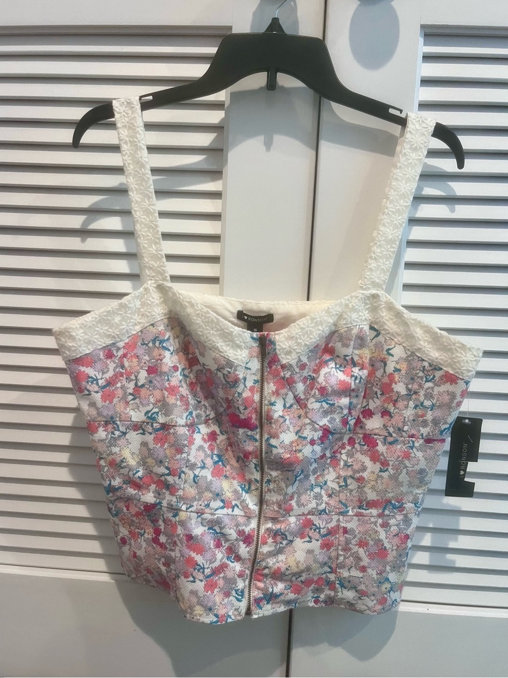 Women’s plus size Floral Lace-Trim Zip Front Bustier Top - White, Pink, Blue